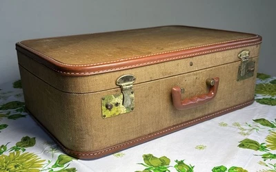 Maleta Tren Estuche De Colección - TWEED Tostado Con Interior Marrón Brillante 21x14x7 Foto 1 de 4