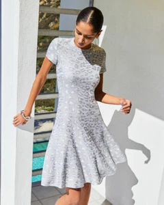  ST JOHN SPARKLE SEQUINED ANIMAL JACQUARD PRINT FIT FLARE DRESS sz 2 - Picture 1 of 10