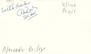 Tarjeta de índice firmada de música pop de Alex Briley cantante músico aldea grupo de personas - Imagen 1 de 1