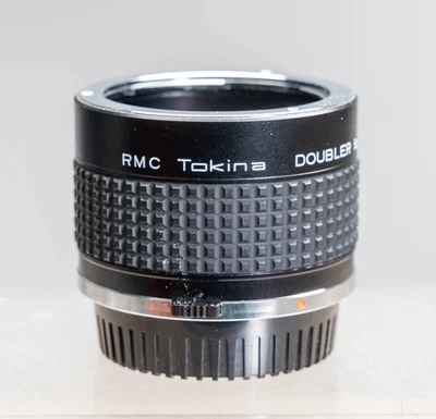 Doble convertidor Tokina RMC 2X como nuevo para lentes de película de enfoque manual Olympus OM Foto 1 de 4