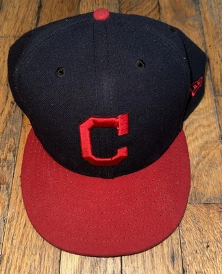 Cleveland Guardians Hat Cap Fitted 8 MLB New Era 59Fifty Authentic Playoffs - Image 1 of 4