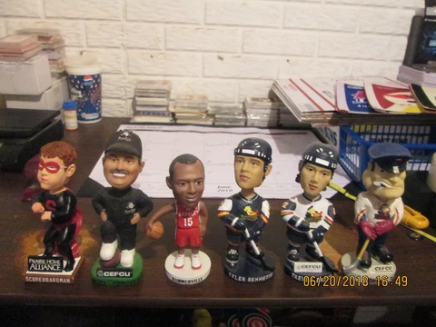 MWL AF2  ECHL Braves SGA SB Man Cowdrey Marcus Rennette Baker Mascot Bobbleheads Cover