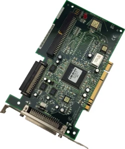 ADAPTEC AHA-2940UW SCSI Contrôleur - Photo 1/1