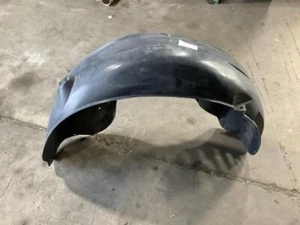 2008 DODGE MAGNUM REAR LEFT DRIVER SIDE INNER FENDER SPLASH LINER WHEELHOUSE - Picture 1 of 12