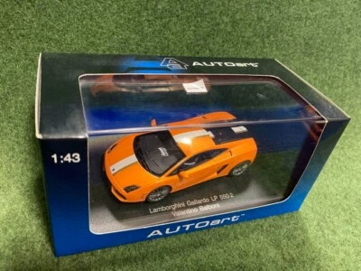 1/43 AUTOart Lamborghini Gallardo LP 550-2 Valentino Balboni arancione con sc... - Immagine 1 di 2