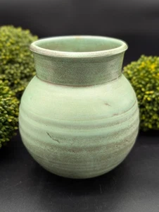 Vtg Shearwater Pottery Vase 5.5" Matte Seafoam Green Glaze Ocean Springs, MS - Picture 1 of 13