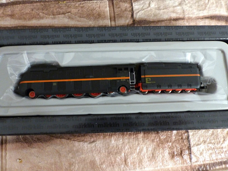 Märklin 88106 Z mini-club Stromlinien-Dampflokomotive BR 05 DRG  getestet OVP - Bild 1 von 3