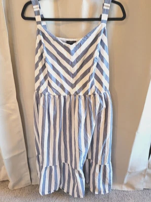 Vestido Lane Bryant Talla 24 Náutico Rayas En Niveles Midi Costero Western Boho 15779 Foto 1 de 4