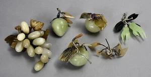 5 Chinese Carved Pale Green Stone Fruit Pieces Grapes Peach etc + 1 Glass Piece - Picture 1 of 4