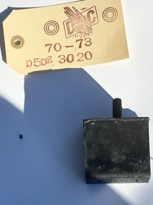 1971 1972 1973 Ford Mustang Torino Control Arm Bumper D5DZ-3020-R - Изображение 1 из 4