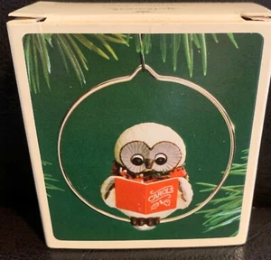 Hallmark Keepsake Ornaments "Caroling Owl" 1983 - Picture 1 of 2
