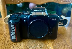 Nikon N5005 35mm SLR Film Camera Body Only - Picture 1 of 7