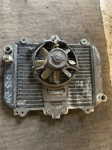 KAWASAKI GPZ500 RADIATOR - Picture 1 of 8