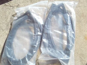 HMMWV HUMMER H1 WINDSHIELD SEAL GASKET 2 EACH - Picture 1 of 2