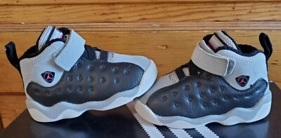 Jordan Jumpman Team ll GT Niño Pequeño Talla 6C 845203 007 Negro/Rosa Vivo Gris Lobo Foto 1 de 4