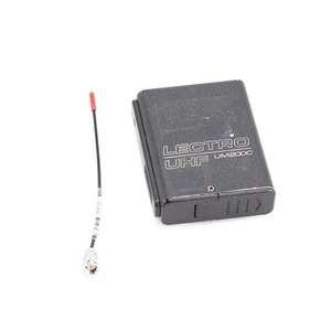 Lectrosonics UM200C 200-Series Lav Transmitter - BLK22 (RD) 563.2-588.7 #1932465 - Picture 1 of 4