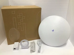 Ubiquiti 5GHz Client Radio READ LTU-PRO-US - Afbeelding 1 van 5