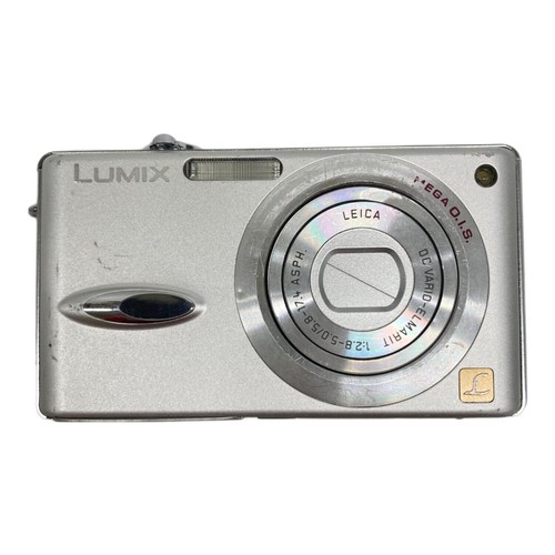 Panasonic Lumix DMC-FX8 5.0 MP Digital Camera PARTS REPAIR Black