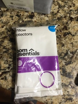 NUEVO CON ETIQUETAS 2 protectores de almohada funda esencial para habitación estándar king Foto 1 de 2