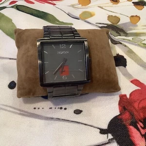 Nixon Stainless Steel Rare Men's Wrist Watch The District "In The Game" - Picture 1 of 10