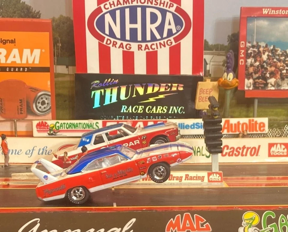 MOPAR SOX & MARTIN 1970 PLYMOUTH SUPERBIRD PRO STOCK NHRA TIRA DE ARRASTRE LEYENDA COMO NUEVO Foto 1 de 4