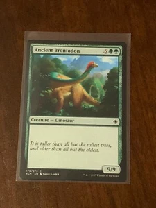 Magic the Gathering Ixalan Ancient Brontodon - Picture 1 of 2