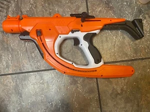 Nerf Rival Curve Shot Sideswipe XXI-1200 Blaster, Without Size Bolt Handle Grip - Picture 1 of 6