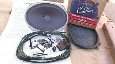 NOS 1949 Cadillac AUXILIARY REAR SEAT SPEAKER UNIT Original GM Accessory - Image 1 of 4