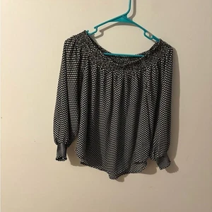 Express Black and White Women's Top Size Small - Picture 1 of 3