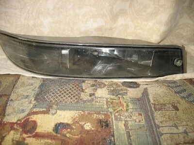 GM 2000 - 2005 Chevrolet Impala Right Hand Side OEM Fog Light 10309279 2593118 - Image 1 of 3