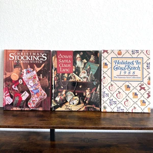 Libros con patrones de punto de cruz de Santa Ángeles de vacaciones de Navidad, tapa dura_lote de 3 - Imagen 1 de 24