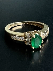 14K YELLOW GOLD EMERALD AND DIAMOND RING SIZE 5 - Picture 1 of 9
