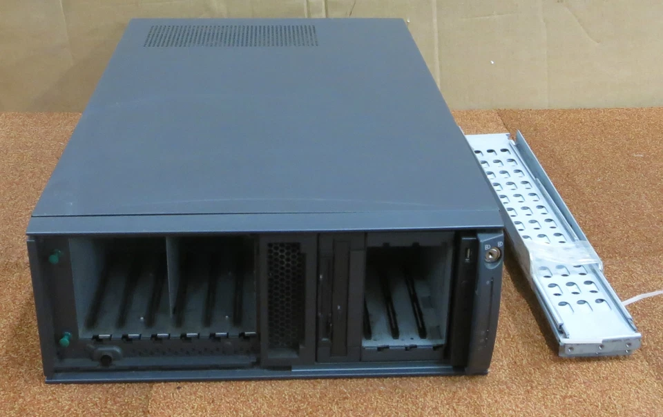 Fujitsu Siemens PRIMERGY TX300 S2 Server 2x  3.20GHz XEON, 4GB RAM, With Rails - Image 1 of 1