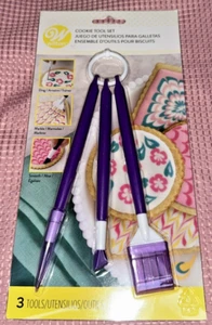 NEW Wilton 3-piece Cookie Tool Set - Picture 1 of 2