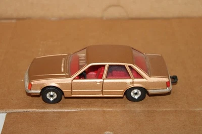 CORGI TOYS OPEL SENATOR PUERTAS ABIERTAS COCHE FUNDIDO A PRESIÓN 1/43 EXCELENTE ESTADO Foto 1 de 4