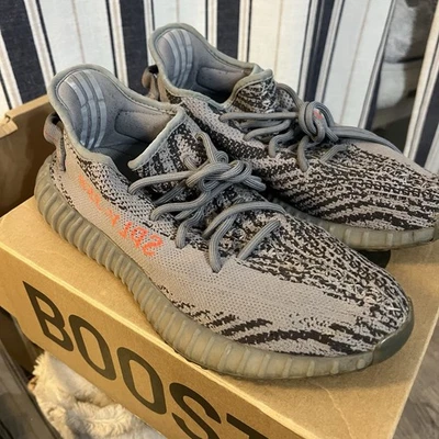 Yeezy Boost 350 V2 - Image 1 of 4