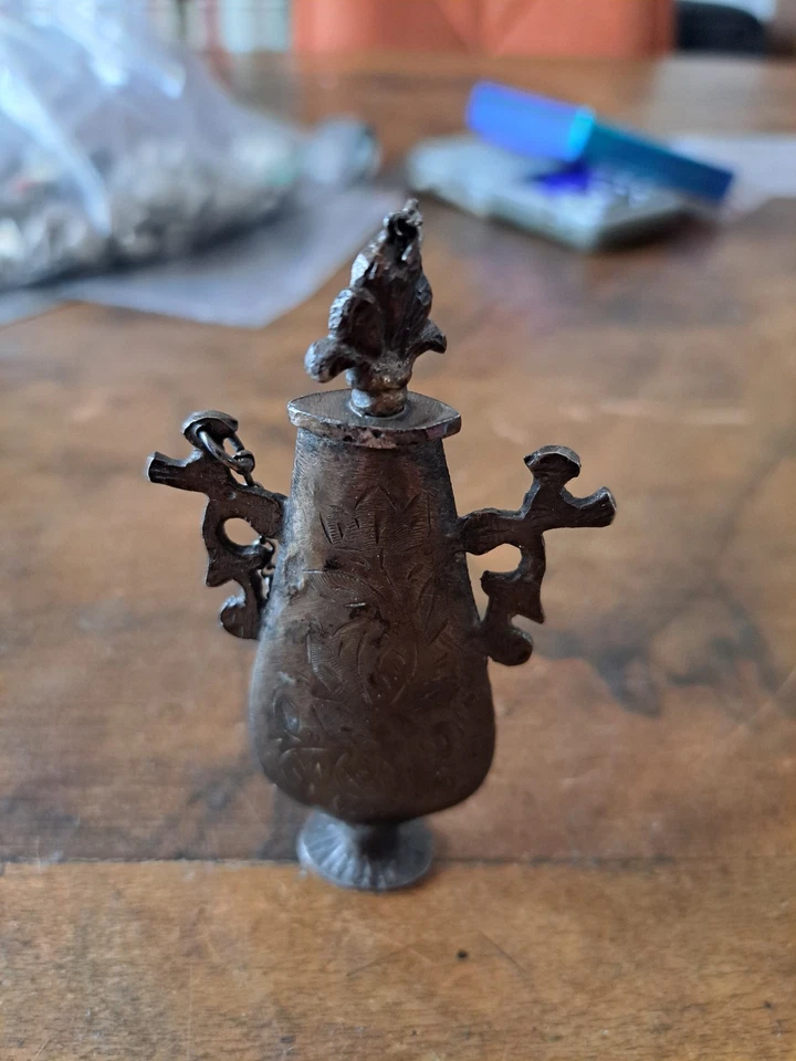 ANCIENNE FIOLE A KHOL BERBERE ETHNIQUE TUNISIE EN ARGENT - Photo 1/4