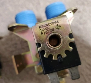 Kit de válvulas electrónicas para máquina de hielo Horton C02086-4 110v60c N-3042 10w 2 a 1 dividido - Imagen 1 de 10