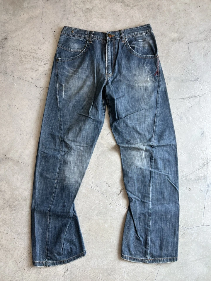 Levis Engineered Jeans Buckleback Cinch Back Actual 32x32 Len291125weeraphol1 - Image 1 of 4