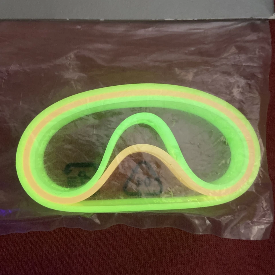 Nike Vintage 2005 BALLER ID Bandas Pulseras Pulseras BRILLAN EN LA OSCURIDAD RARO Foto 1 de 4