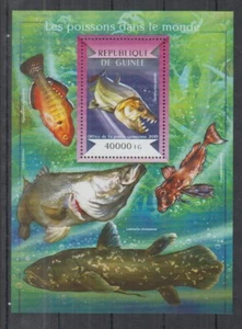 H640. Guinea - MNH - 2015 - Nature - Marine Life - Fishes - Bl. - Picture 1 of 1