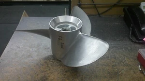 Volvo Penta OEM DP F6 rear prop 3851476 - Bild 1 von 7