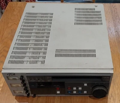 JVC Vintage Video Cassette Recorder BR-S610E (1989) - Bild 1 von 4