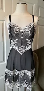 Wacoal Size XXL Sheer Luxe Black & Ivory Coquette Embrace Lace Nighty Chemise - Picture 1 of 8