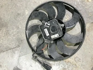 Bmw 3 series f30 f32 radiator fan 7608408 - Picture 1 of 3