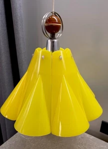 Lámpara colgante vintage de la era espacial URSS color limón lámpara futurista de mediados de siglo - Imagen 1 de 10