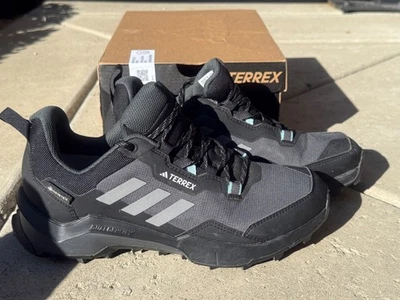 NWB Adidas Women' Terrex AX4 GTX Hiking Boot Black/Grey/Mint ~ 8 - Image 1 of 4