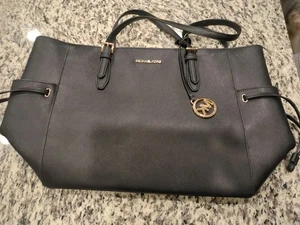 Michael Kors Black Shoulder Bag 091820 - Picture 1 of 4