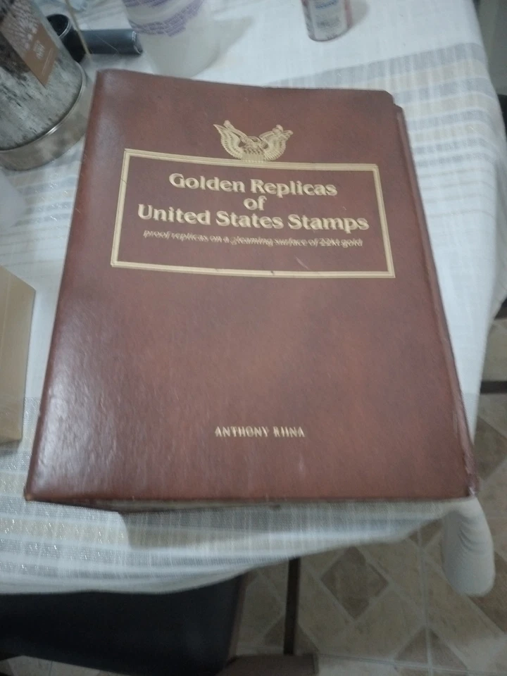Golden Replicas of United States Stamps Proof Replicas on 22kt Gold (21 Stamps) - Image 1 of 4