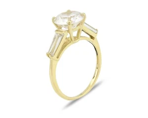 Women Simulated Diamond Engagement Ring in 14k Solid Yellow Gold - Picture 1 of 10